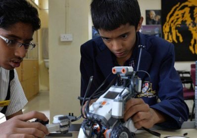 1_-w2M1DZonoIpyKxla3phRQ